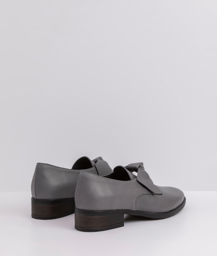 בלעדי לאתר: דגם קרלי - נעלי אוקספורד עם פפיון