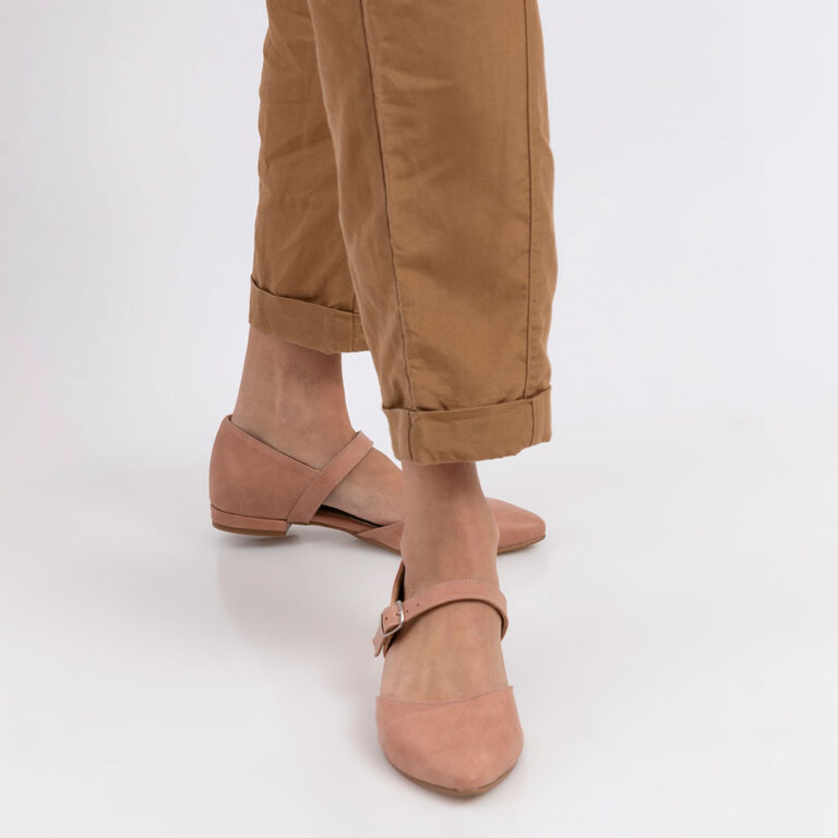 דגם גליה - נעלי שפיץ טבעוניות עם אבזם